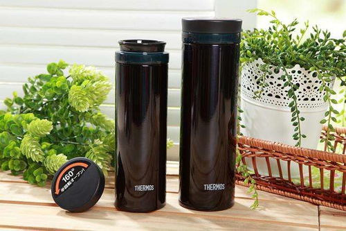 吻吻鱼智能保温杯 以科技与设计重塑保温体验，令膳魔师与虎牌汗颜